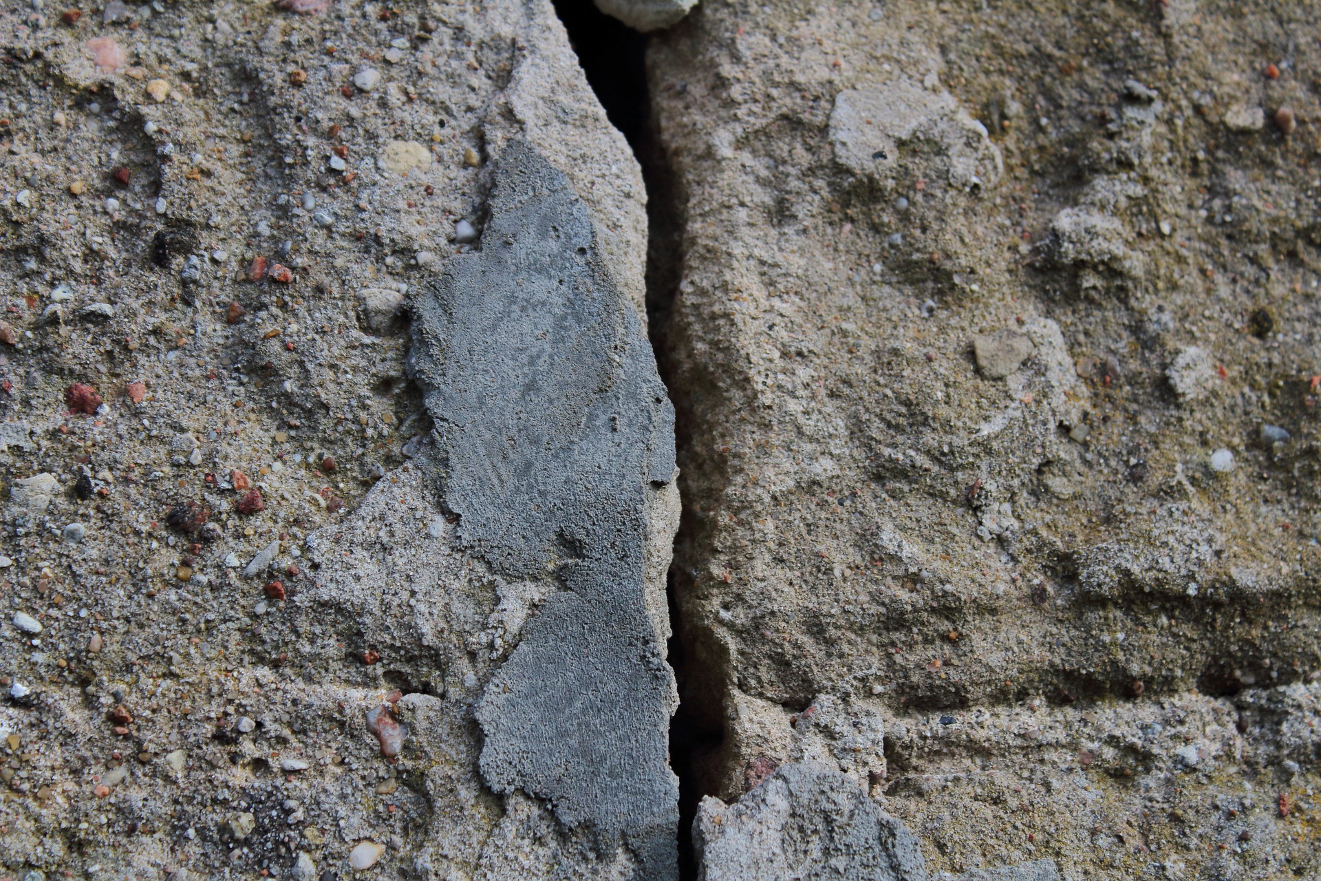 Nowoczesne techniki napraw i wzmacniania konstrukcji budowlanych